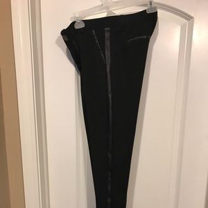 Romeo & Juliet Courure Ponte Tuxedo Leggings